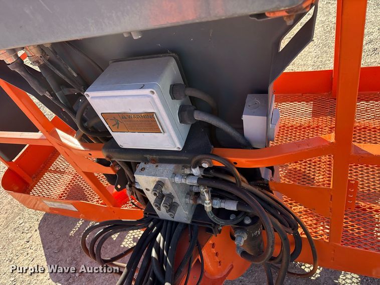 image for item EY9982 2006 JLG 1200SJP boom lift