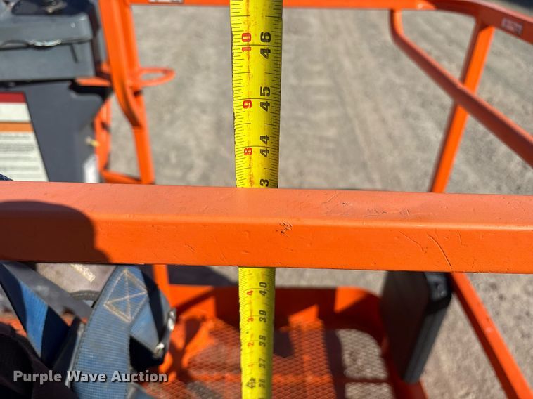 image for item EY9982 2006 JLG 1200SJP boom lift