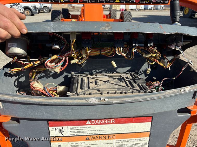 image for item EY9982 2006 JLG 1200SJP boom lift