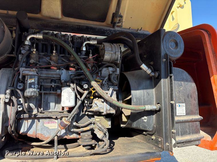 image for item EY9982 2006 JLG 1200SJP boom lift