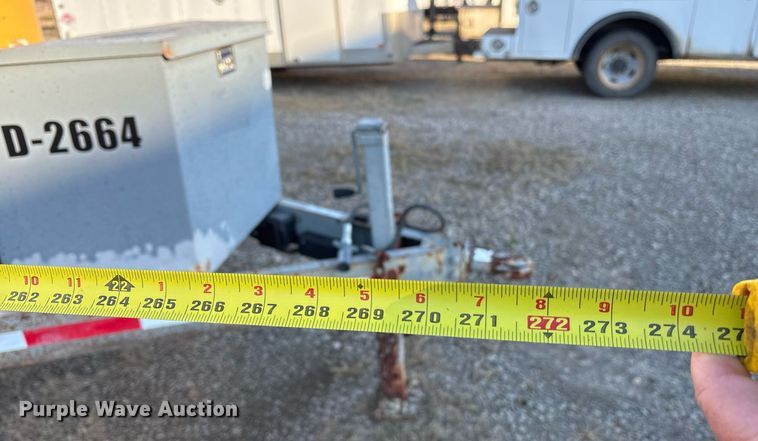 image for item EY9983 2010 Sage Oil Vac 112556 lube trailer