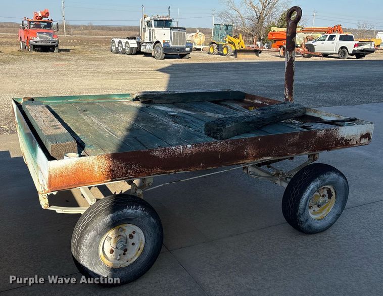 image for item EY9986 Hay wagon