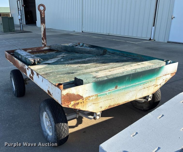 image for item EY9986 Hay wagon