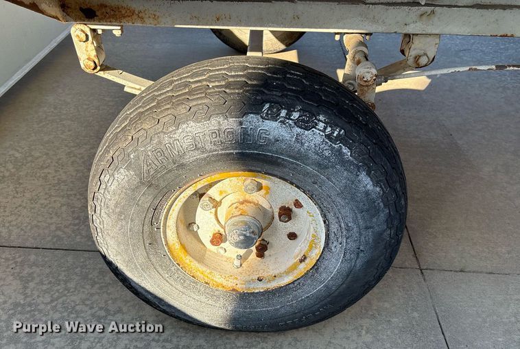 image for item EY9986 Hay wagon