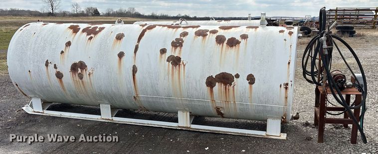 image for item EY9987 Oil tank