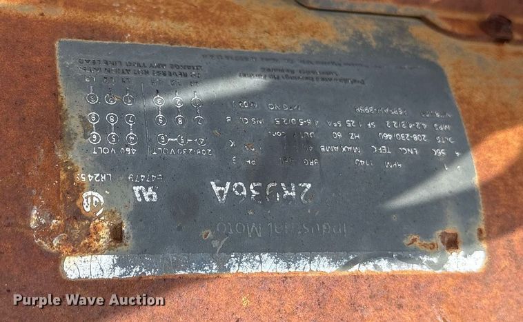 image for item EY9987 Oil tank