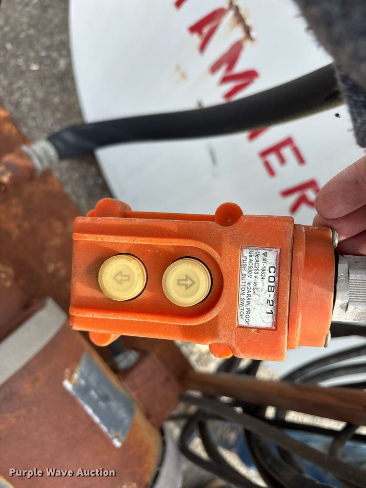 image for item EY9987 Oil tank