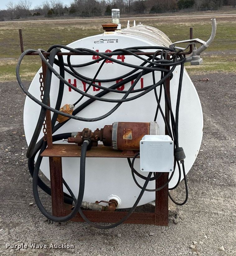 image for item EY9988 Oil tank 