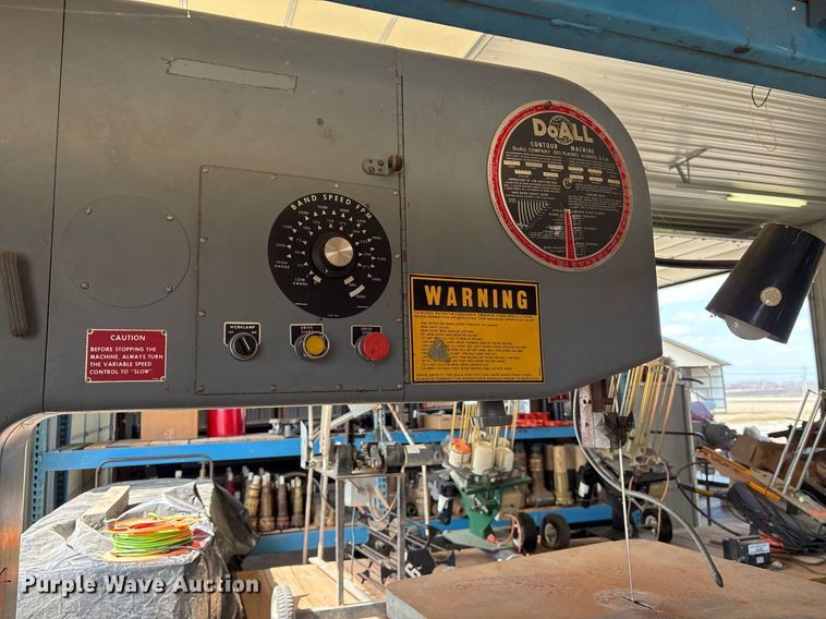 image for item EY9990 DoAll 3613-20 band saw