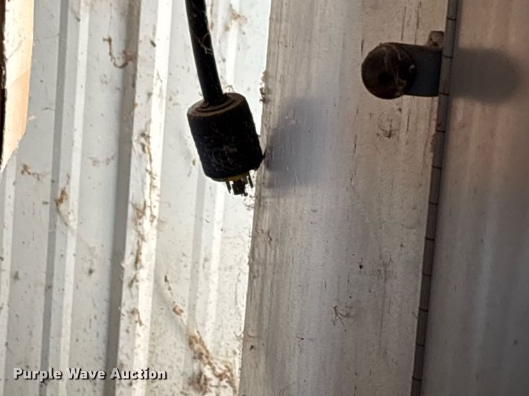 image for item EY9990 DoAll 3613-20 band saw