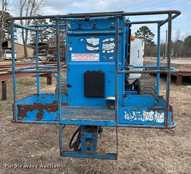 image for item EY9996 2005 Genie Z-45/25 boom lift