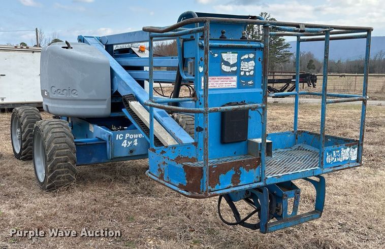image for item EY9996 2005 Genie Z-45/25 boom lift