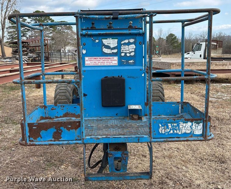 image for item EY9996 2005 Genie Z-45/25 boom lift