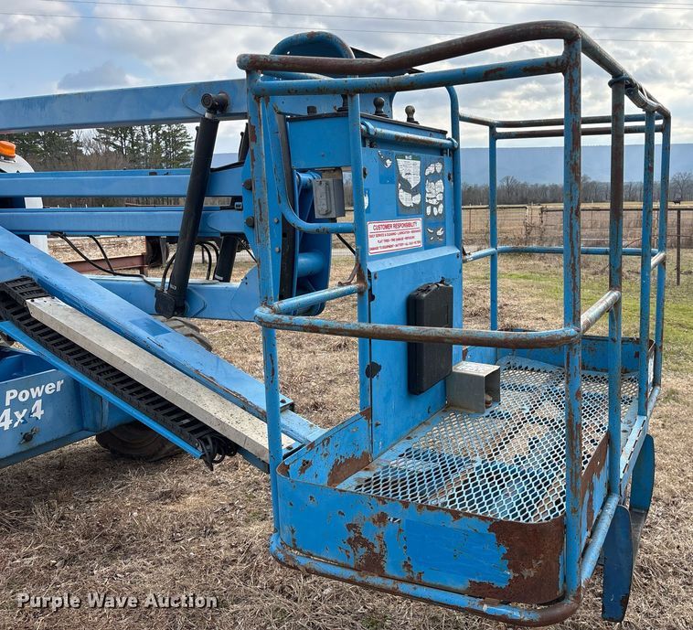 image for item EY9996 2005 Genie Z-45/25 boom lift