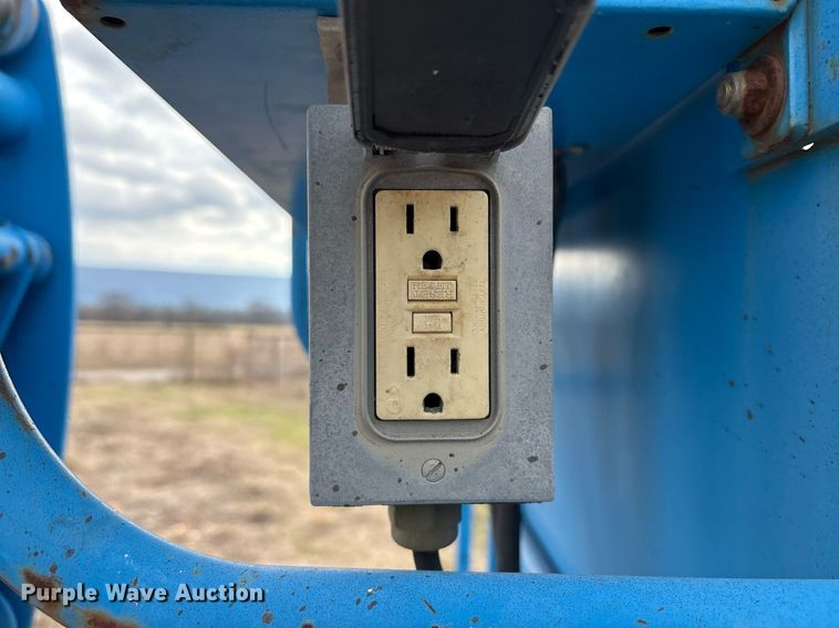 image for item EY9996 2005 Genie Z-45/25 boom lift