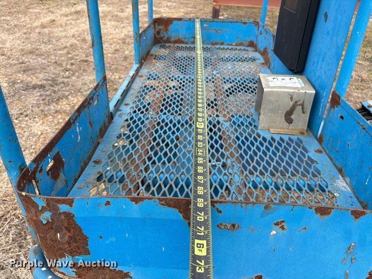 image for item EY9996 2005 Genie Z-45/25 boom lift