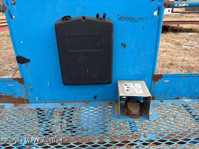 image for item EY9996 2005 Genie Z-45/25 boom lift