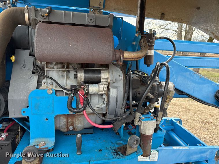 image for item EY9996 2005 Genie Z-45/25 boom lift