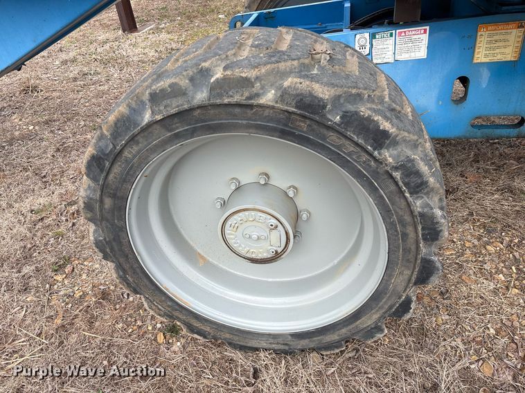 image for item EY9996 2005 Genie Z-45/25 boom lift