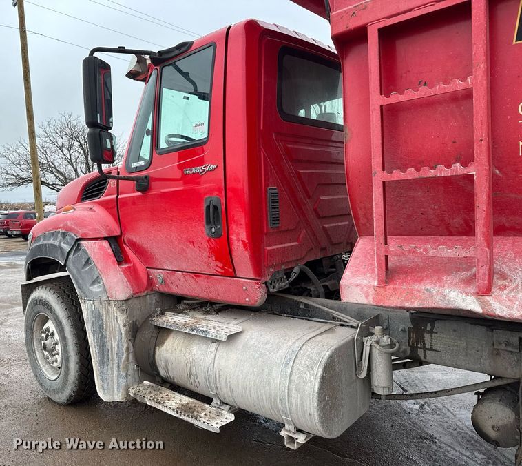 image for item LH9492 2014 International WorkStar 7600  dump truck