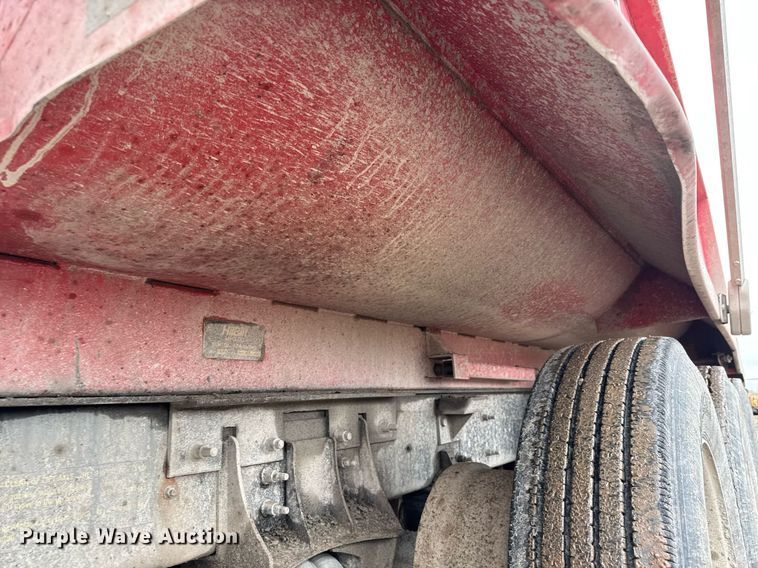 image for item LH9492 2014 International WorkStar 7600  dump truck