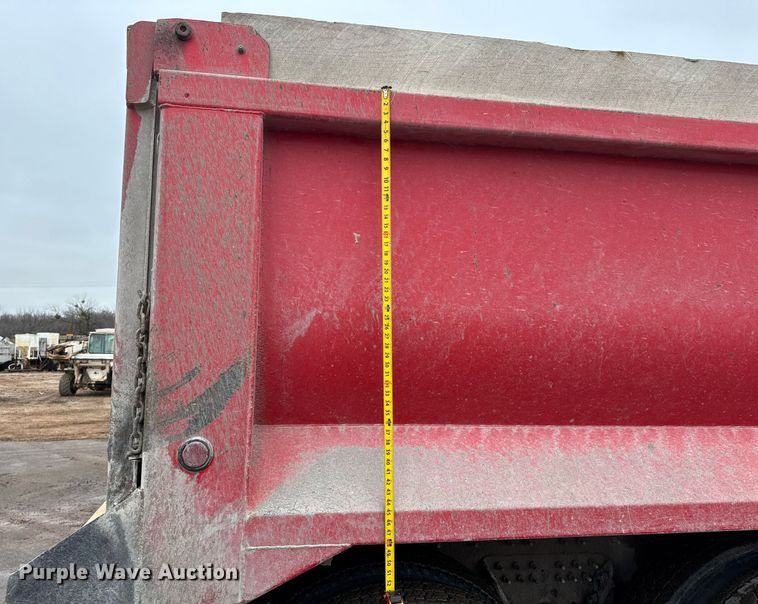 image for item LH9492 2014 International WorkStar 7600  dump truck
