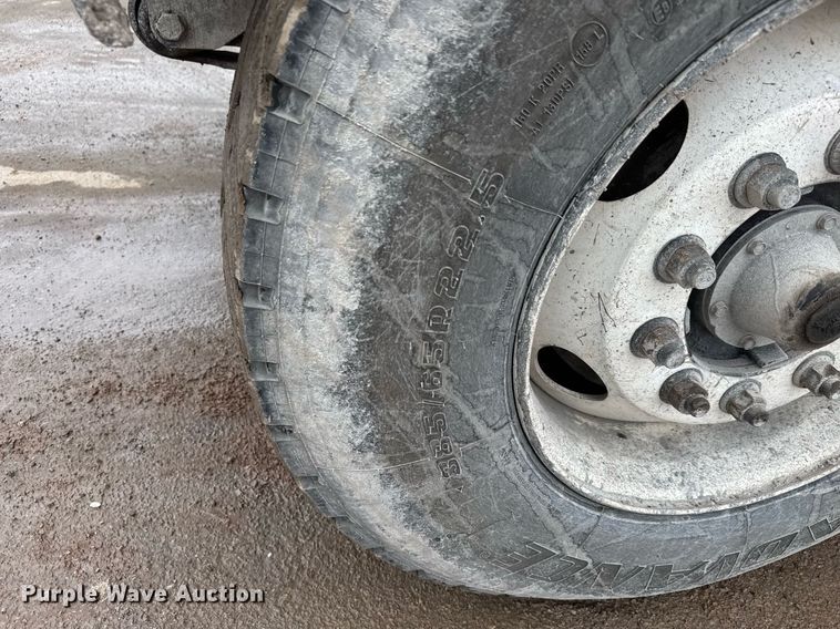 image for item LH9492 2014 International WorkStar 7600  dump truck