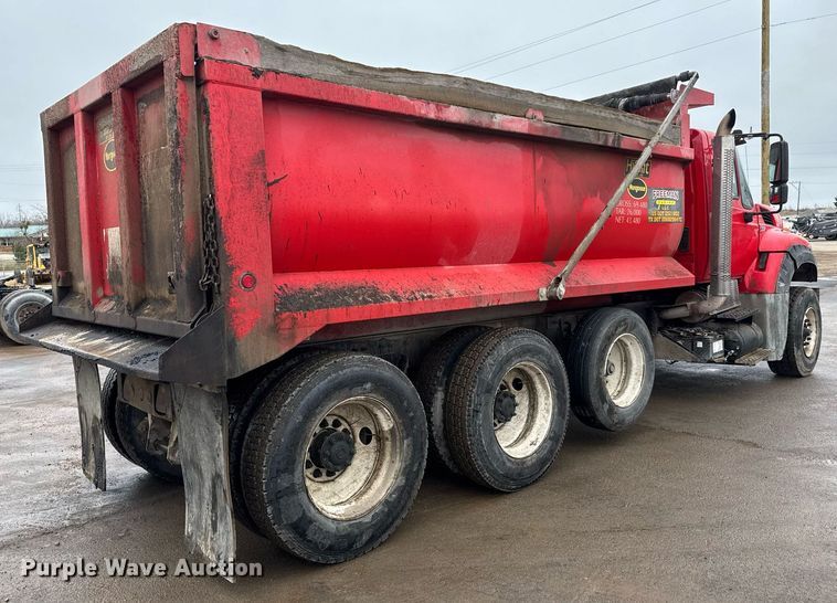 image for item LH9493 2014 International  Work Star 7600 SFA dump truck