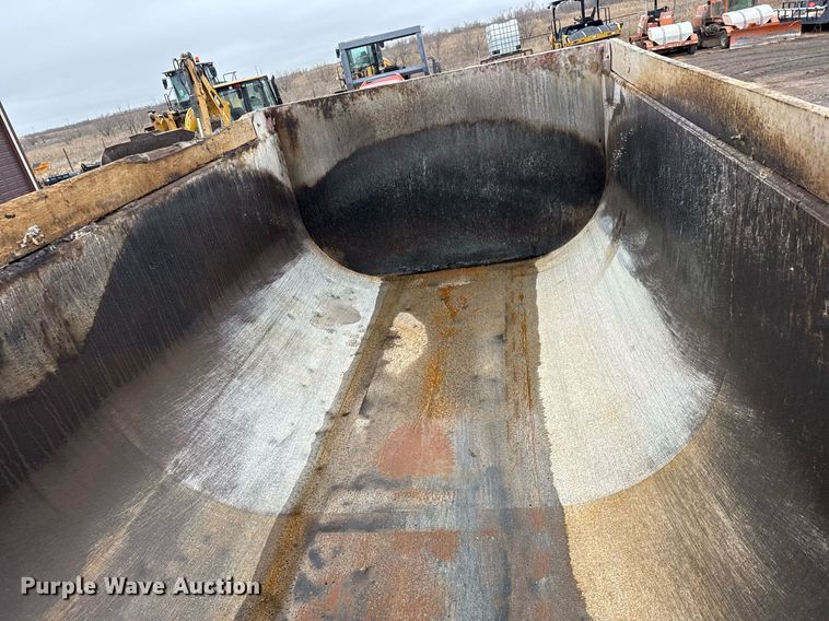 image for item LH9493 2014 International  Work Star 7600 SFA dump truck