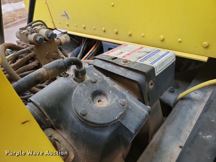 image for item NB9848 2009 Kenworth W900 ready mix truck