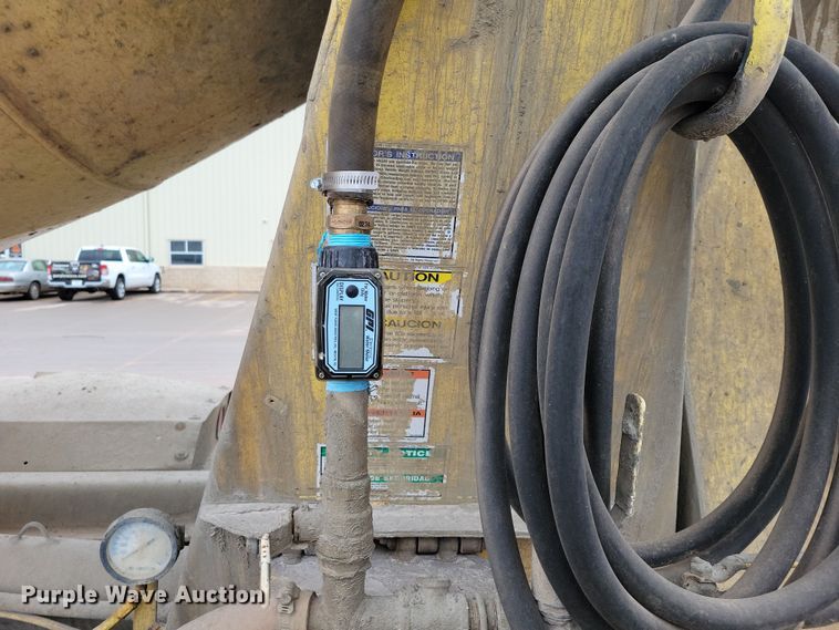 image for item NB9848 2009 Kenworth W900 ready mix truck