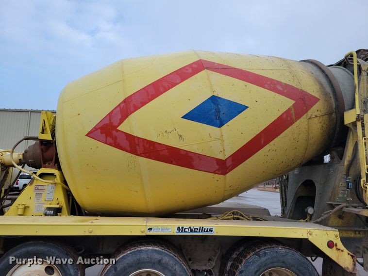 image for item NB9848 2009 Kenworth W900 ready mix truck