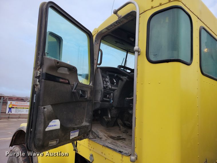 image for item NB9848 2009 Kenworth W900 ready mix truck