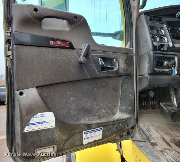 image for item NB9848 2009 Kenworth W900 ready mix truck