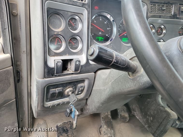 image for item NB9848 2009 Kenworth W900 ready mix truck