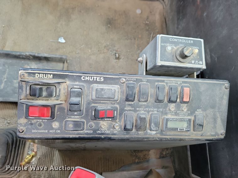 image for item NB9848 2009 Kenworth W900 ready mix truck