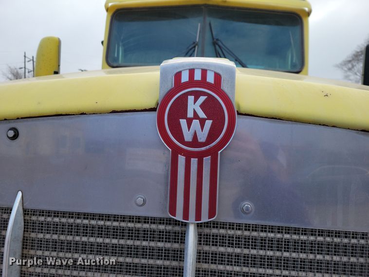 image for item NB9848 2009 Kenworth W900 ready mix truck