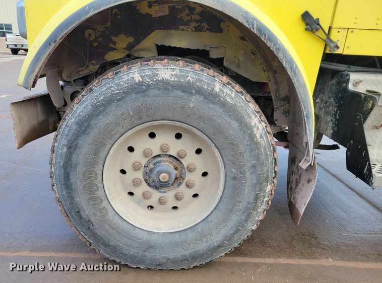 image for item NB9848 2009 Kenworth W900 ready mix truck