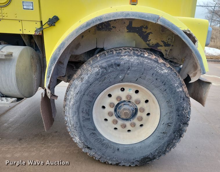 image for item NB9848 2009 Kenworth W900 ready mix truck