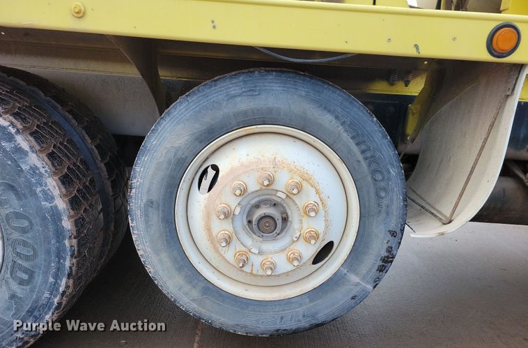 image for item NB9848 2009 Kenworth W900 ready mix truck