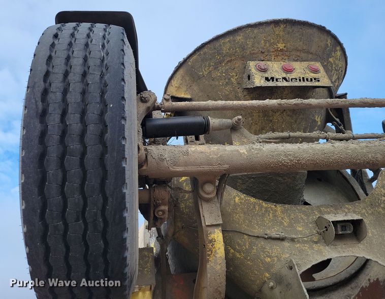 image for item NB9848 2009 Kenworth W900 ready mix truck