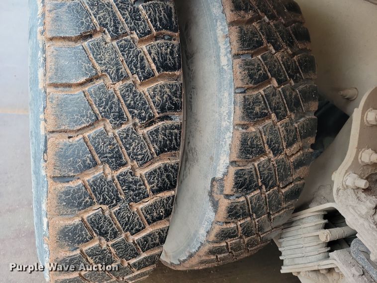 image for item NB9848 2009 Kenworth W900 ready mix truck