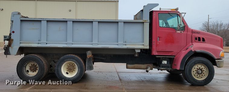 image for item NB9849 1998 Ford LT8513 dump truck