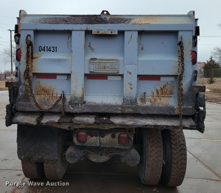 image for item NB9849 1998 Ford LT8513 dump truck