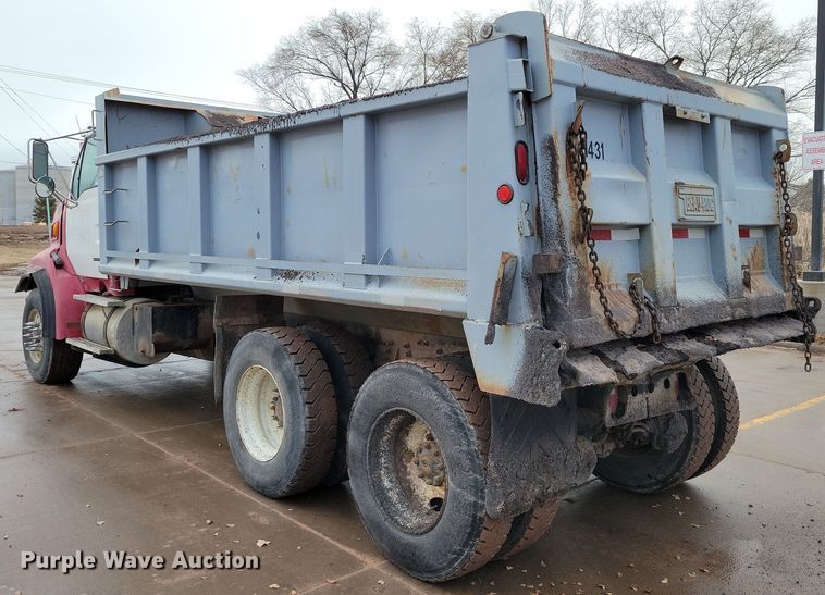 image for item NB9849 1998 Ford LT8513 dump truck