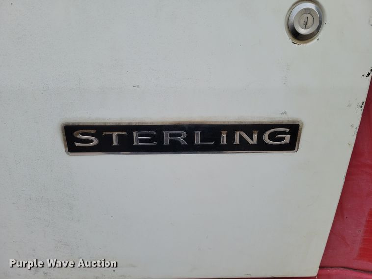 image for item NB9849 1998 Ford LT8513 dump truck