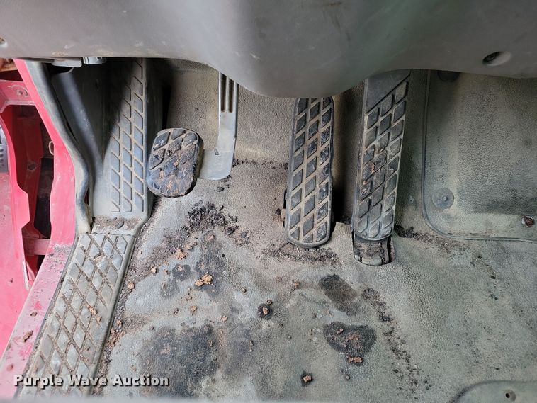 image for item NB9849 1998 Ford LT8513 dump truck