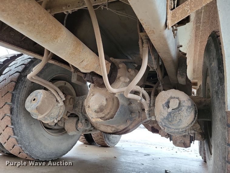 image for item NB9849 1998 Ford LT8513 dump truck