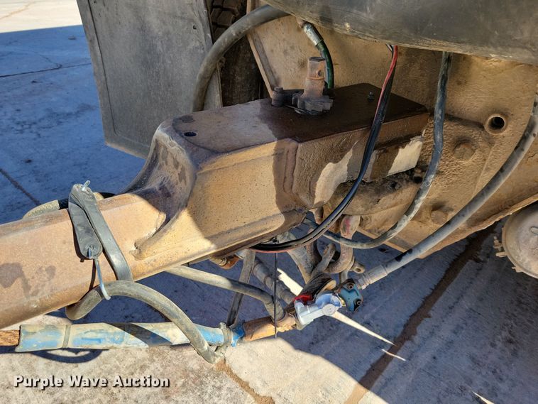 image for item NB9853 2000 Trail King end dump pup trailer