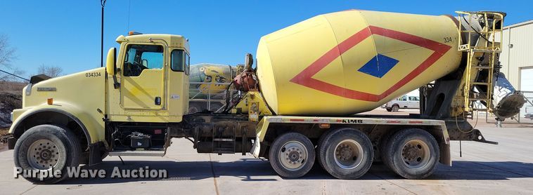 image for item NB9854 2006 Kenworth W900 ready mix truck